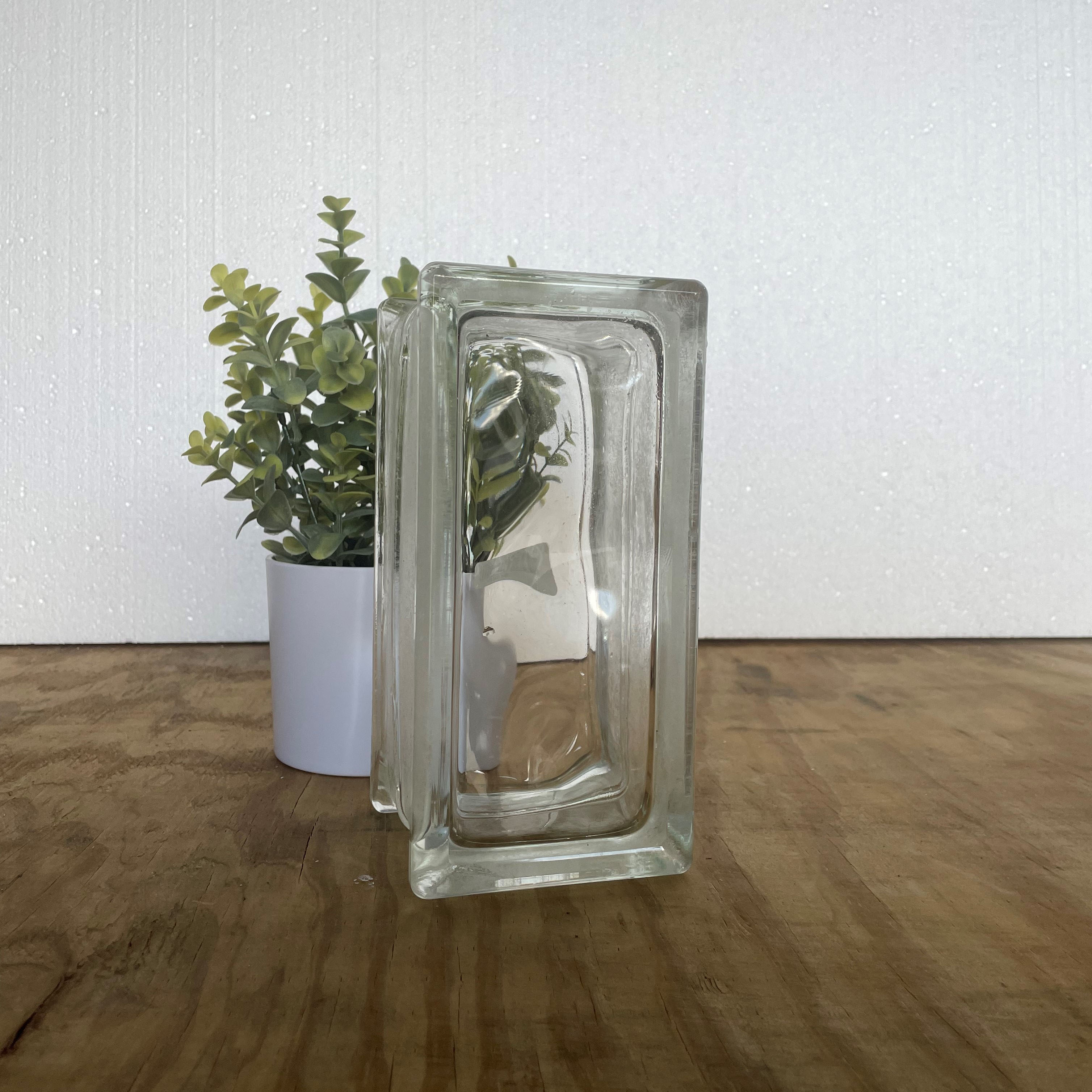 decora-thinline-glass-block