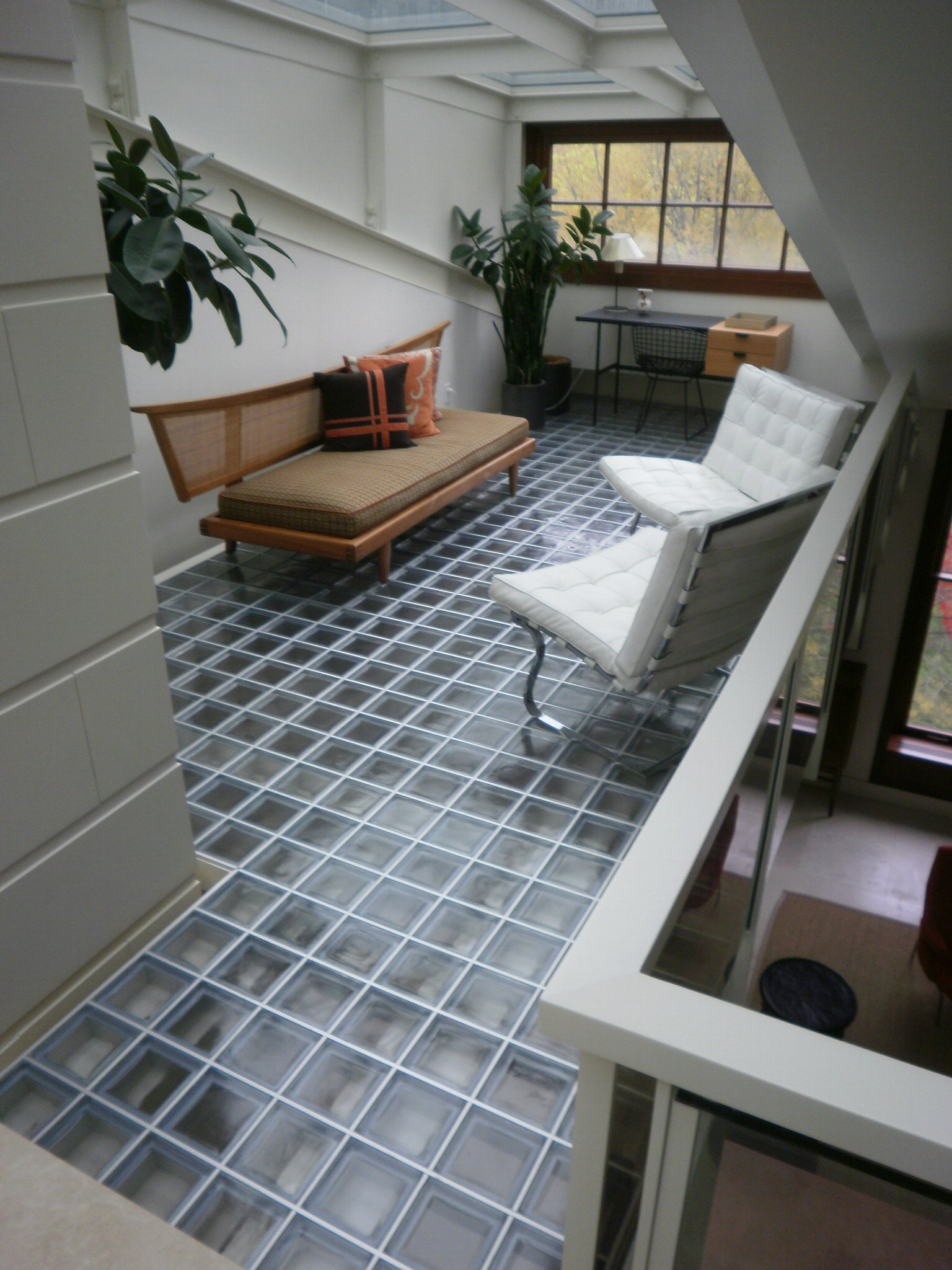 glass floor home