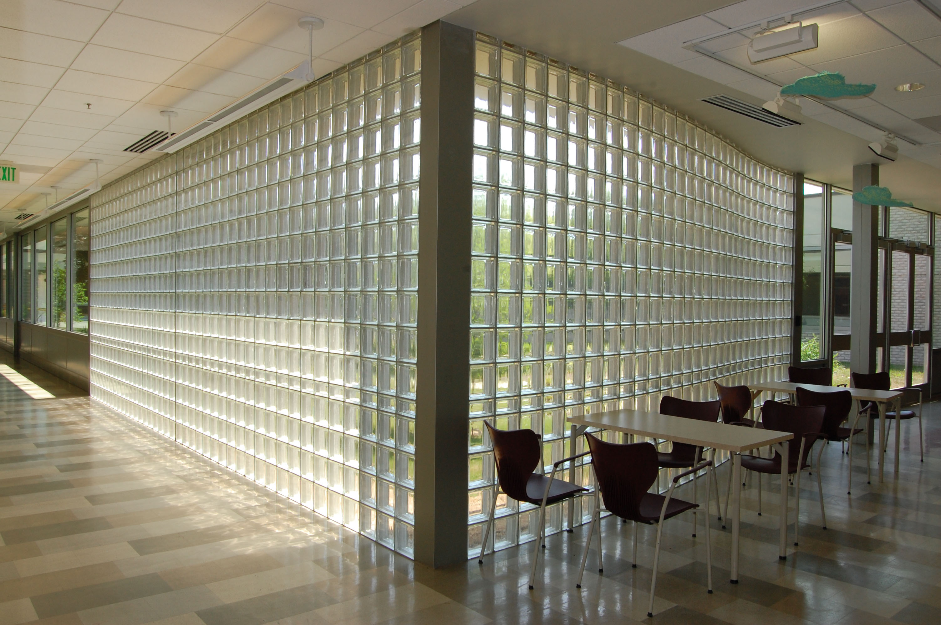 installing-glass-blocks-exterior-wall
