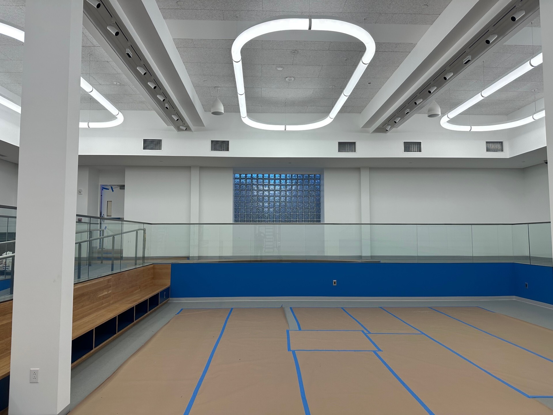 2 hour fire-rated-glass